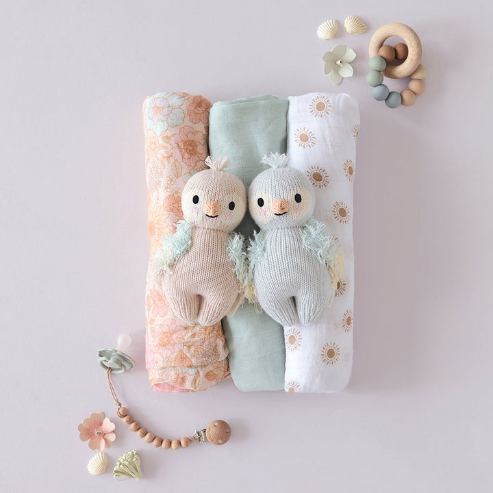 Cuddle + Kind Baby Parrot (Mauve)