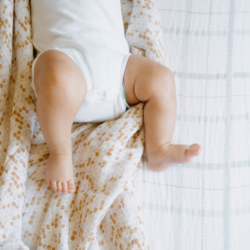 Little Unicorn Cotton Muslin Swaddle Blanket | Honeycomb
