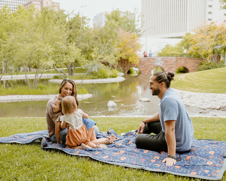 Little Unicorn Outdoor Blanket | Midnight Poppy
