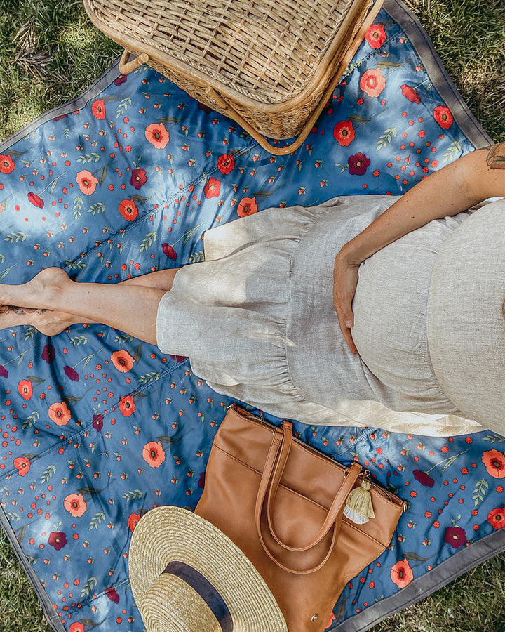 Little Unicorn Outdoor Blanket | Midnight Poppy