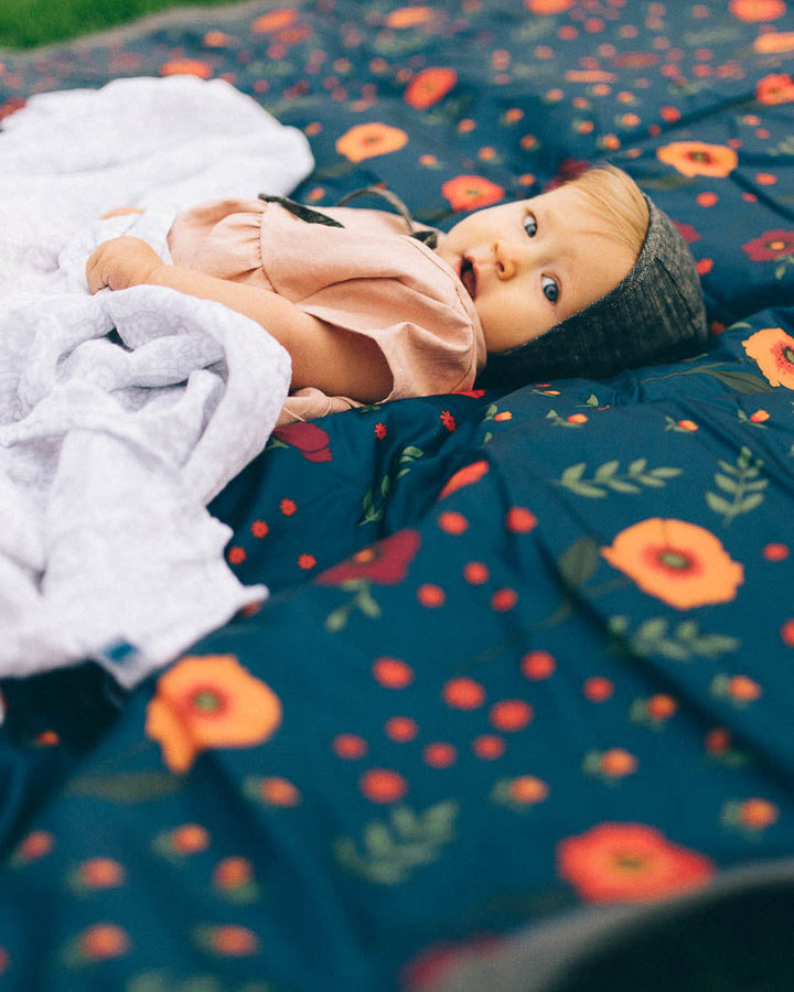 Little Unicorn Outdoor Blanket | Midnight Poppy