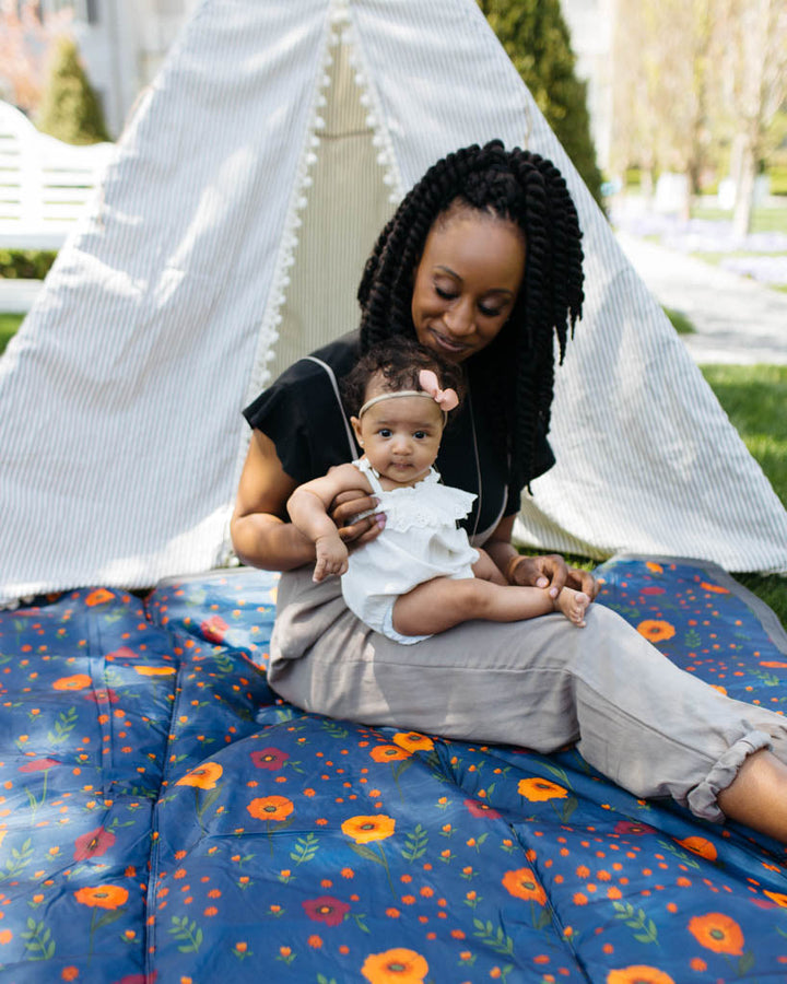 Little Unicorn Outdoor Blanket | Midnight Poppy