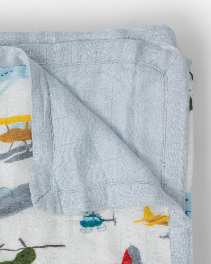 Little Unicorn Original Deluxe Muslin Quilt | Air Show