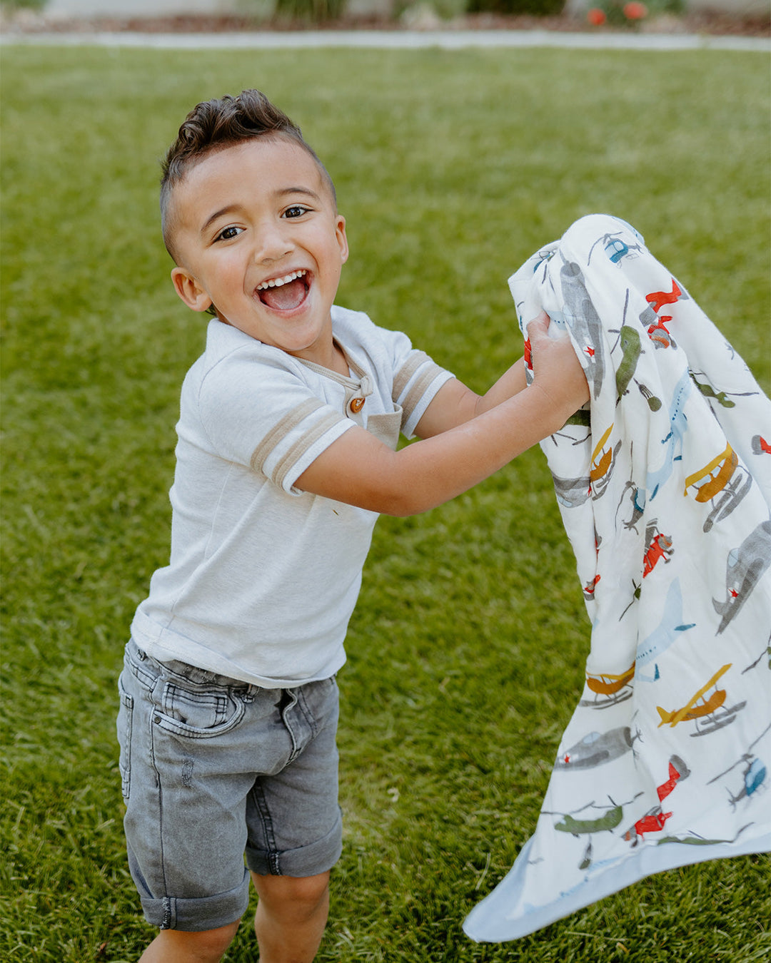 Little Unicorn Deluxe Muslin Baby Quilt | Air Show