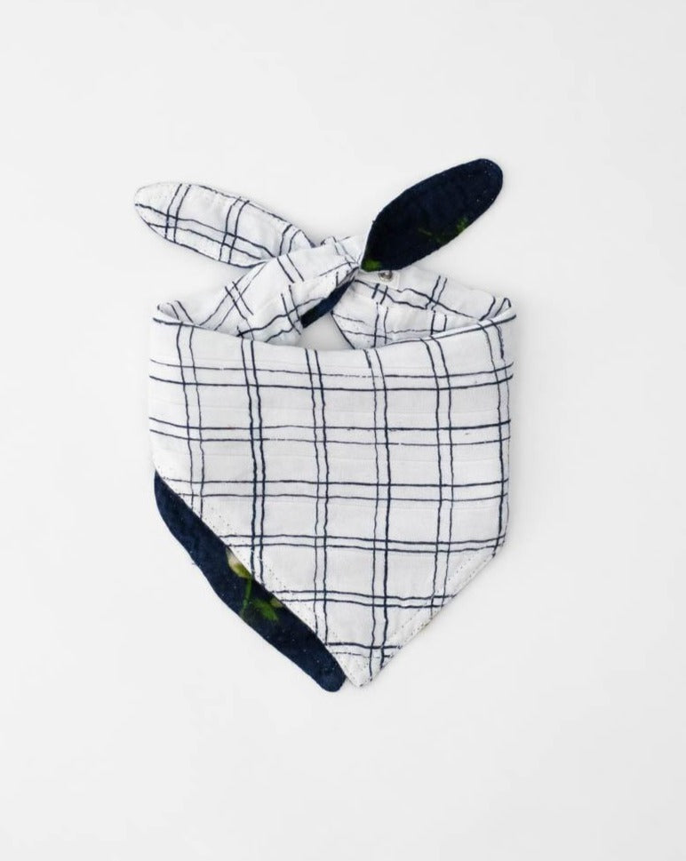Little Unicorn Deluxe Muslin Reversible Bandana Bib | White Anemone