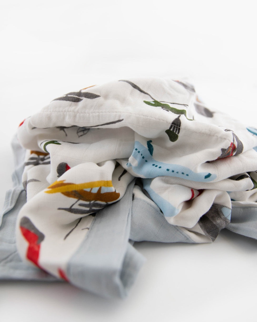 Little Unicorn Deluxe Muslin Baby Quilt | Air Show