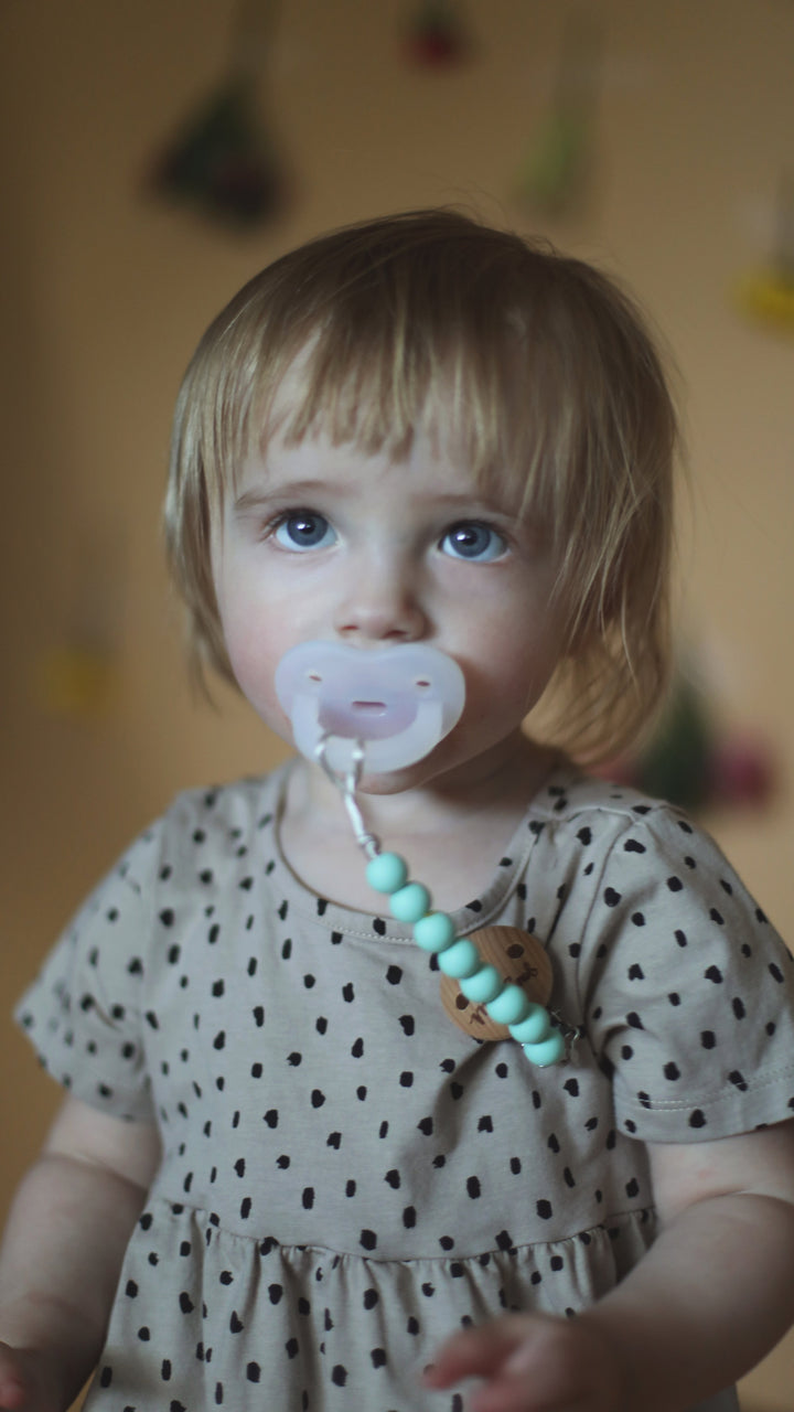 Milk Snob Calm N’ Cuddle™ Beaded Clip Hint Of Mint