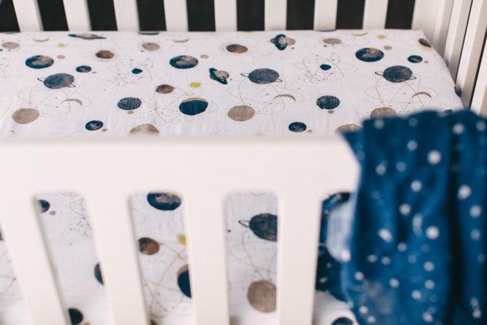 Little Unicorn Cotton Muslin Crib Sheet | Planetary