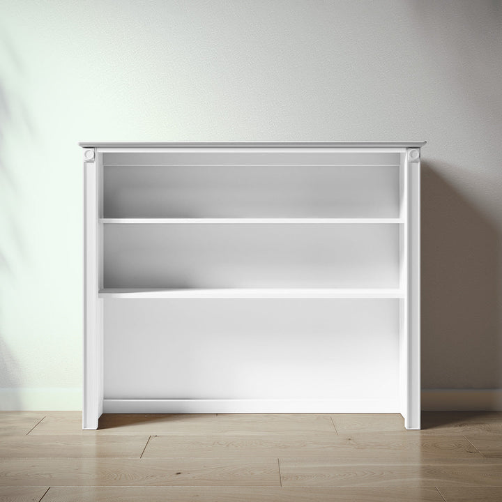 Romina Dakota Hutch