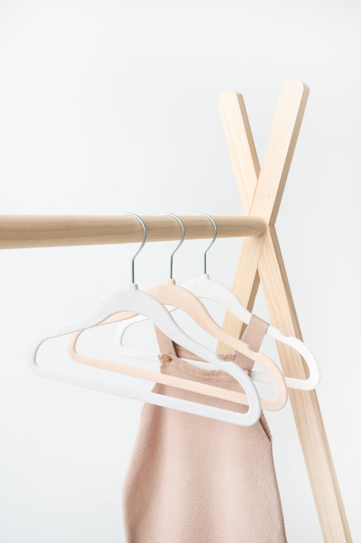 3 Sprouts Assorted Velvet Non-Slip Hangers (30 Per Set) | Cream/Gray/Hazelnut