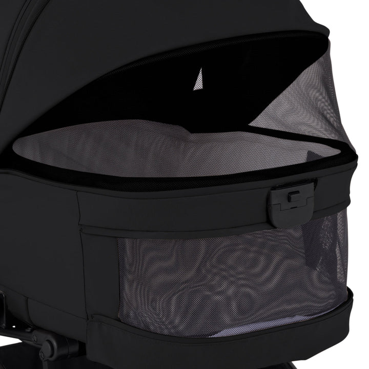 Silver Cross Nia Compact Bassinet