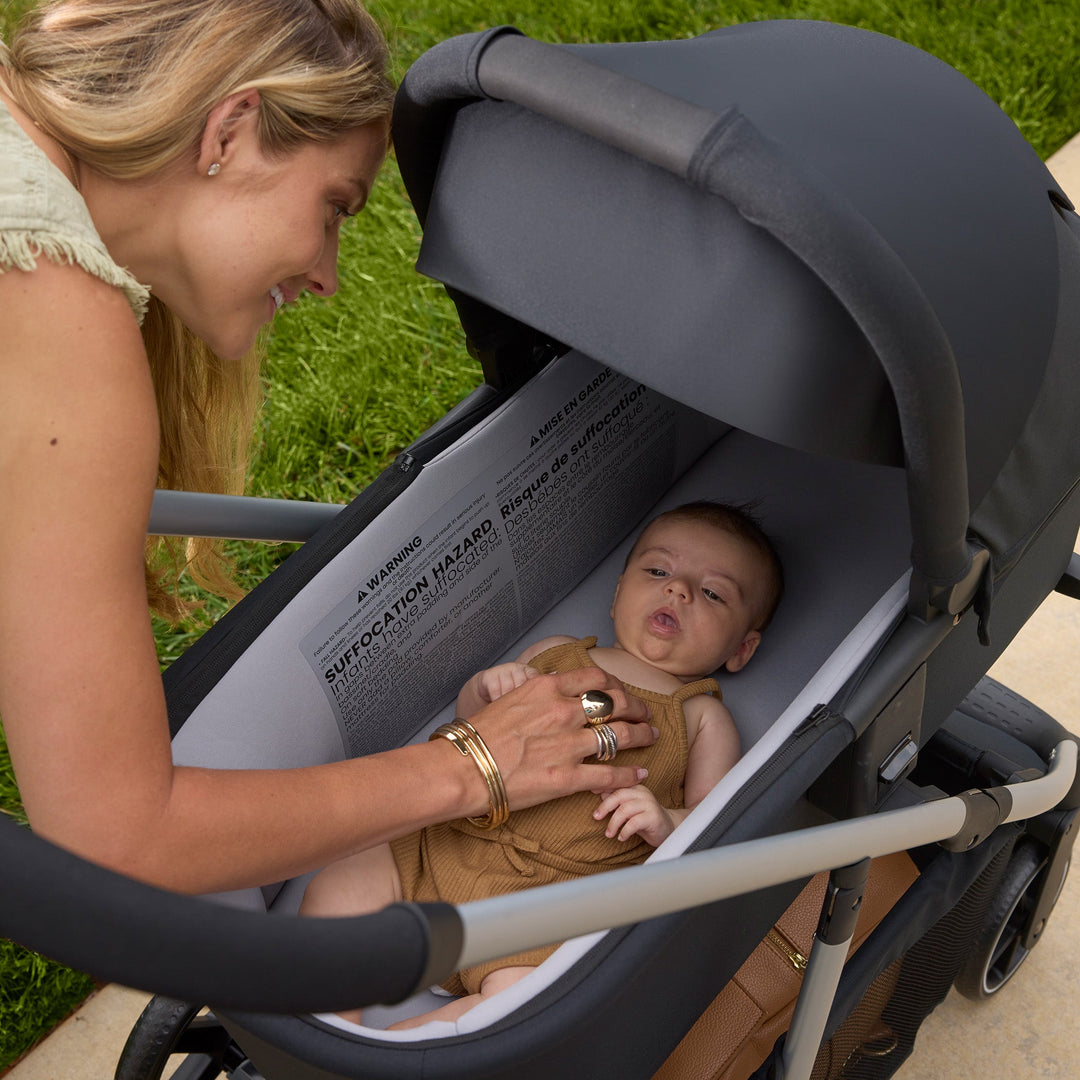 Britax Zinnia Bassinet for Brook, Brook+ and Grove Strollers