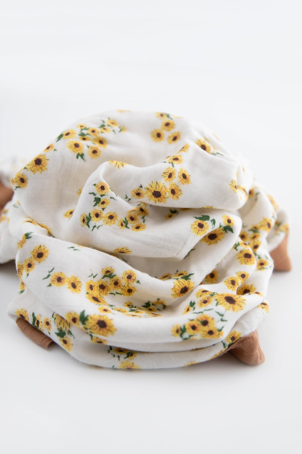 Little Unicorn Deluxe Muslin Baby Quilt | Ditsy Sunflower