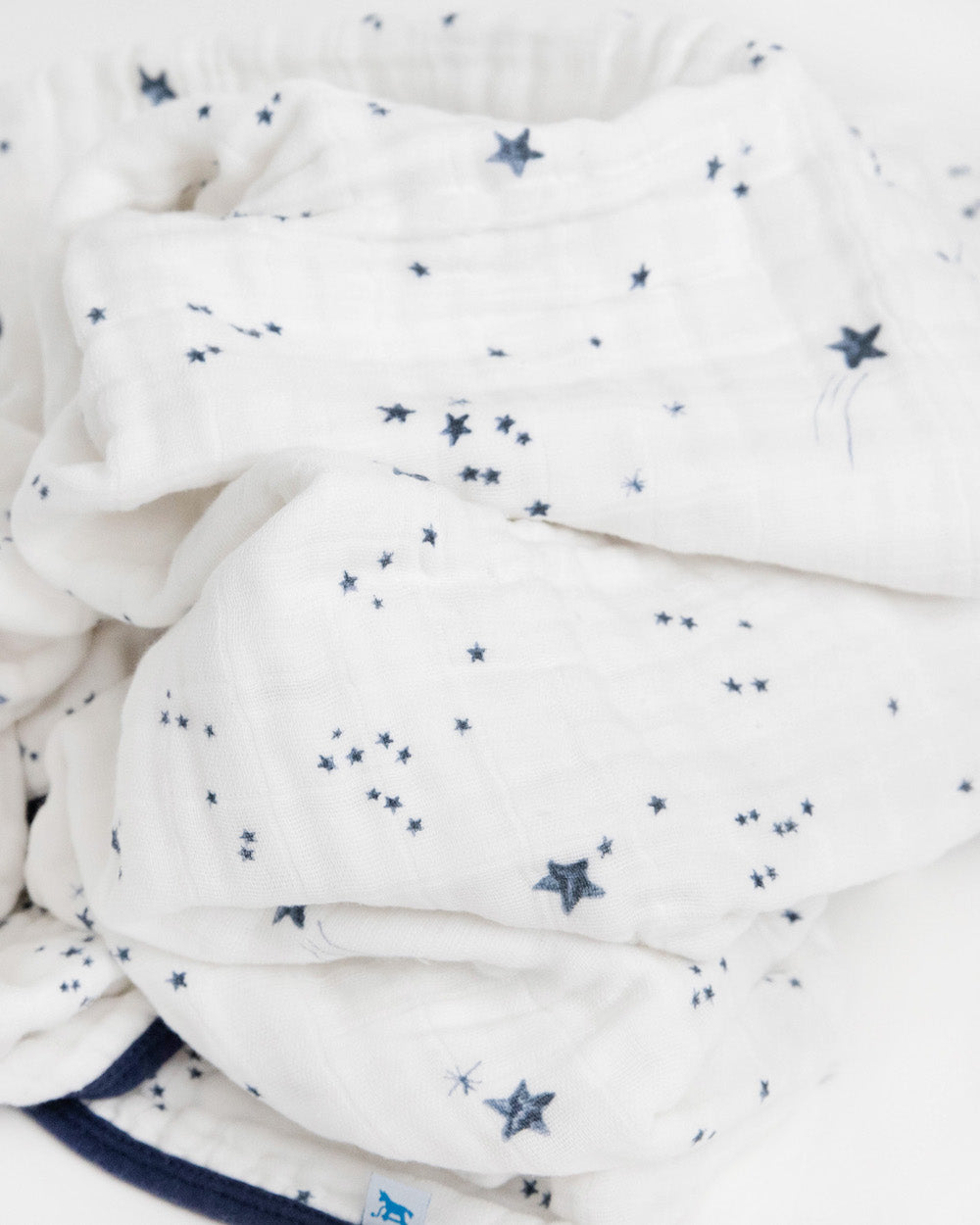 Little Unicorn Original Cotton Muslin Quilt | Shooting Stars